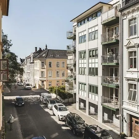Urban&stylish Apt In Central - Pro Managed برغن